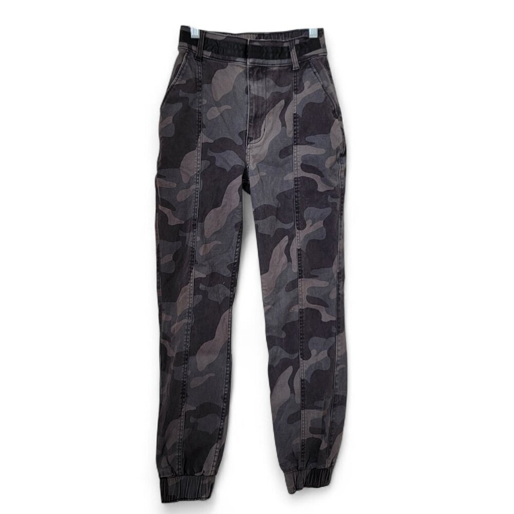 Hollister Size XS Camo Ultra High-Rise Joggers, Gently Used Condition